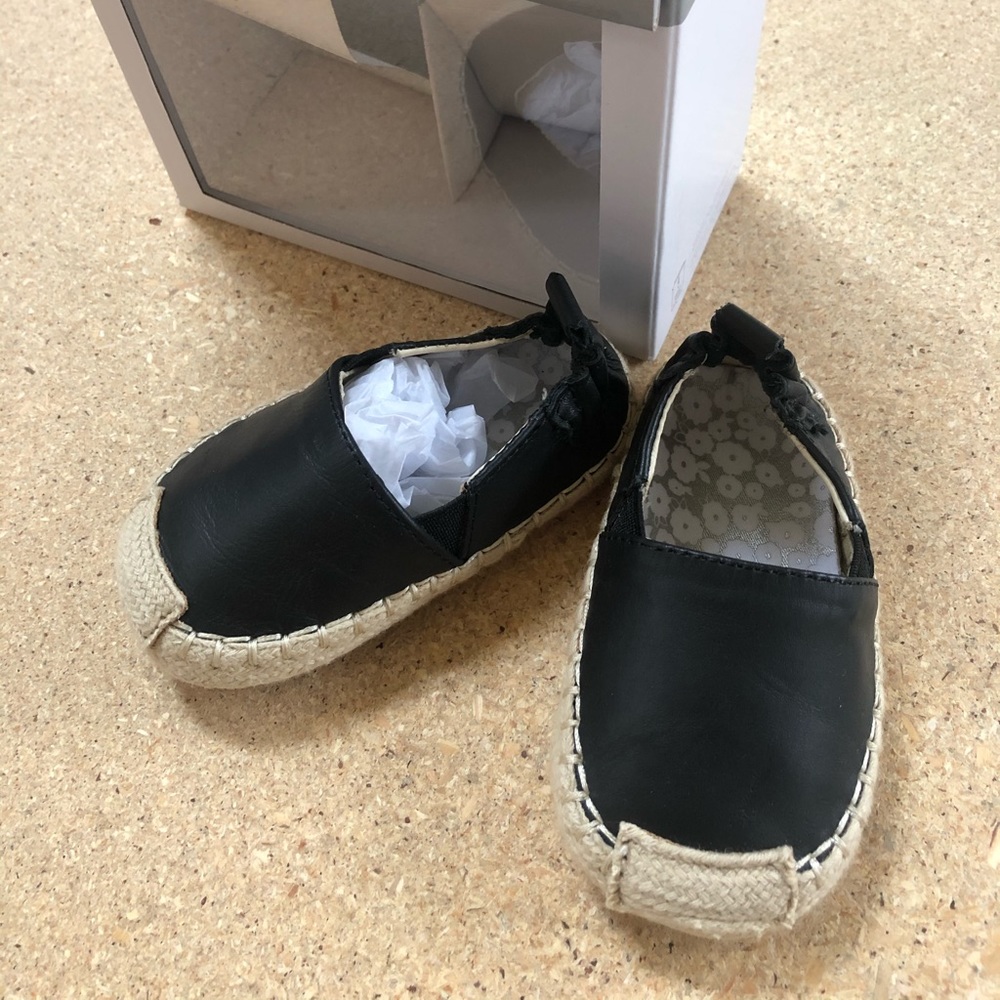 New in box- Robeez baby espadrilles